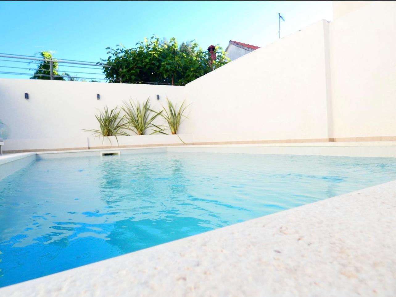 Villa Klaudia With Pool Zára Kültér fotó